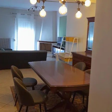 Gazing The Rocks 칼람파카